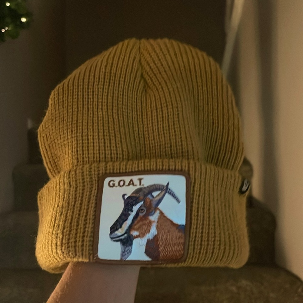 GOAT beanie